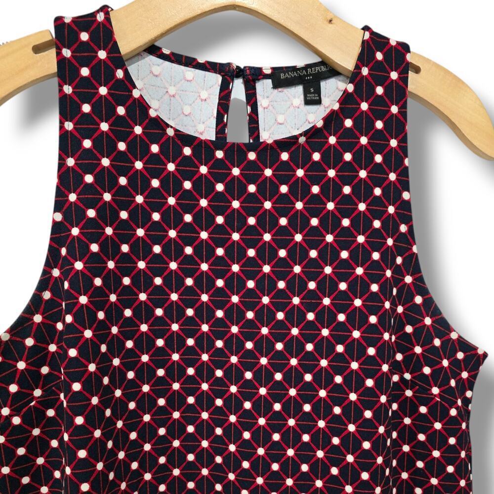 Banana Republic Women’s Burgundy Geometric Sleeveless Shift Dress – Size Small - Picture 2 of 9